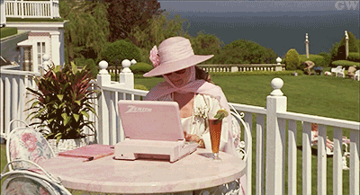 meryl-streep-pink-laptop