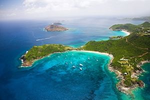 The Honeymoon Travel Guide to St. Barths - Over The Moon