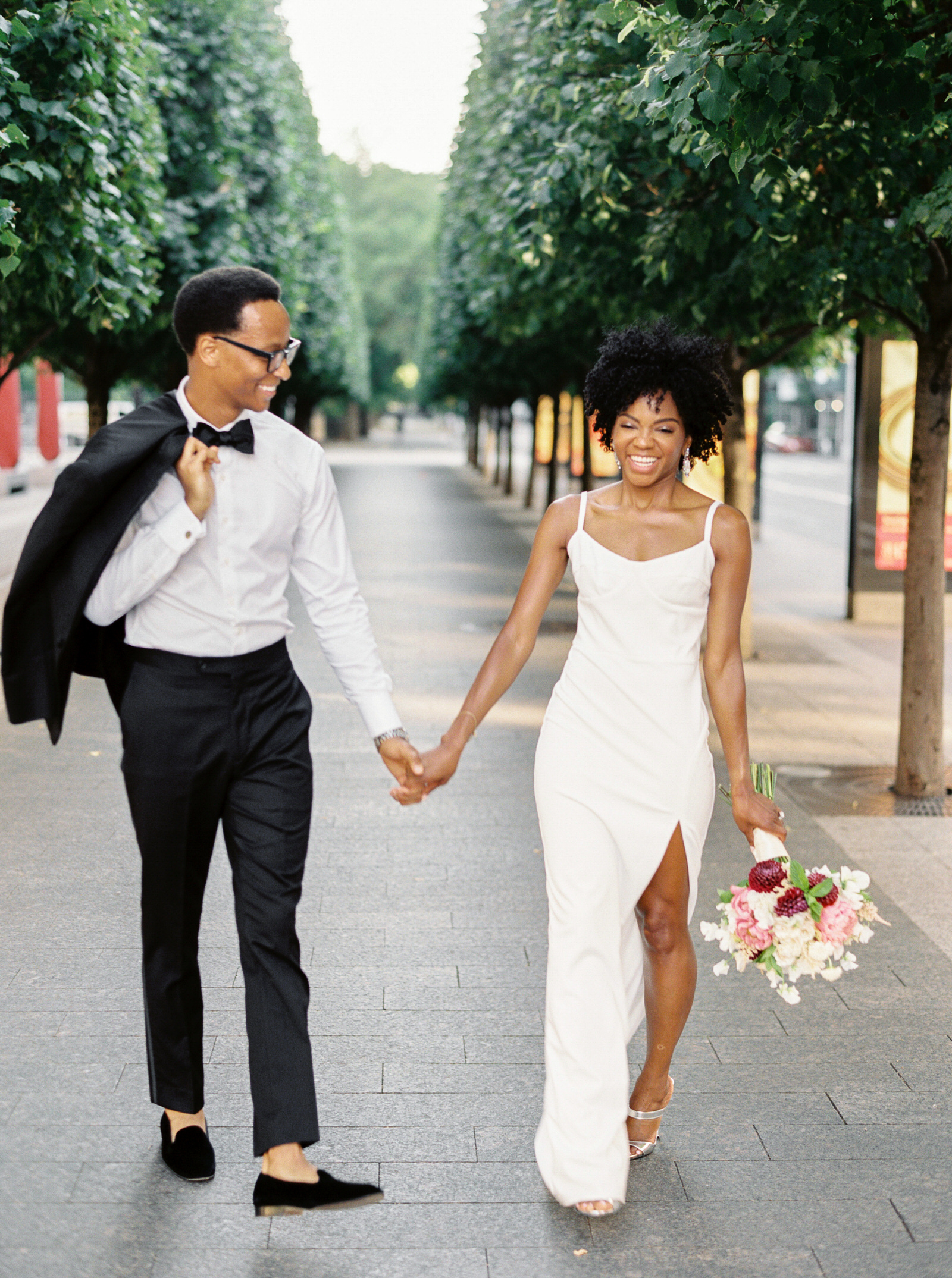 Married at The Met: An Editorial Elopement Shoot to Inspire Intimate ...