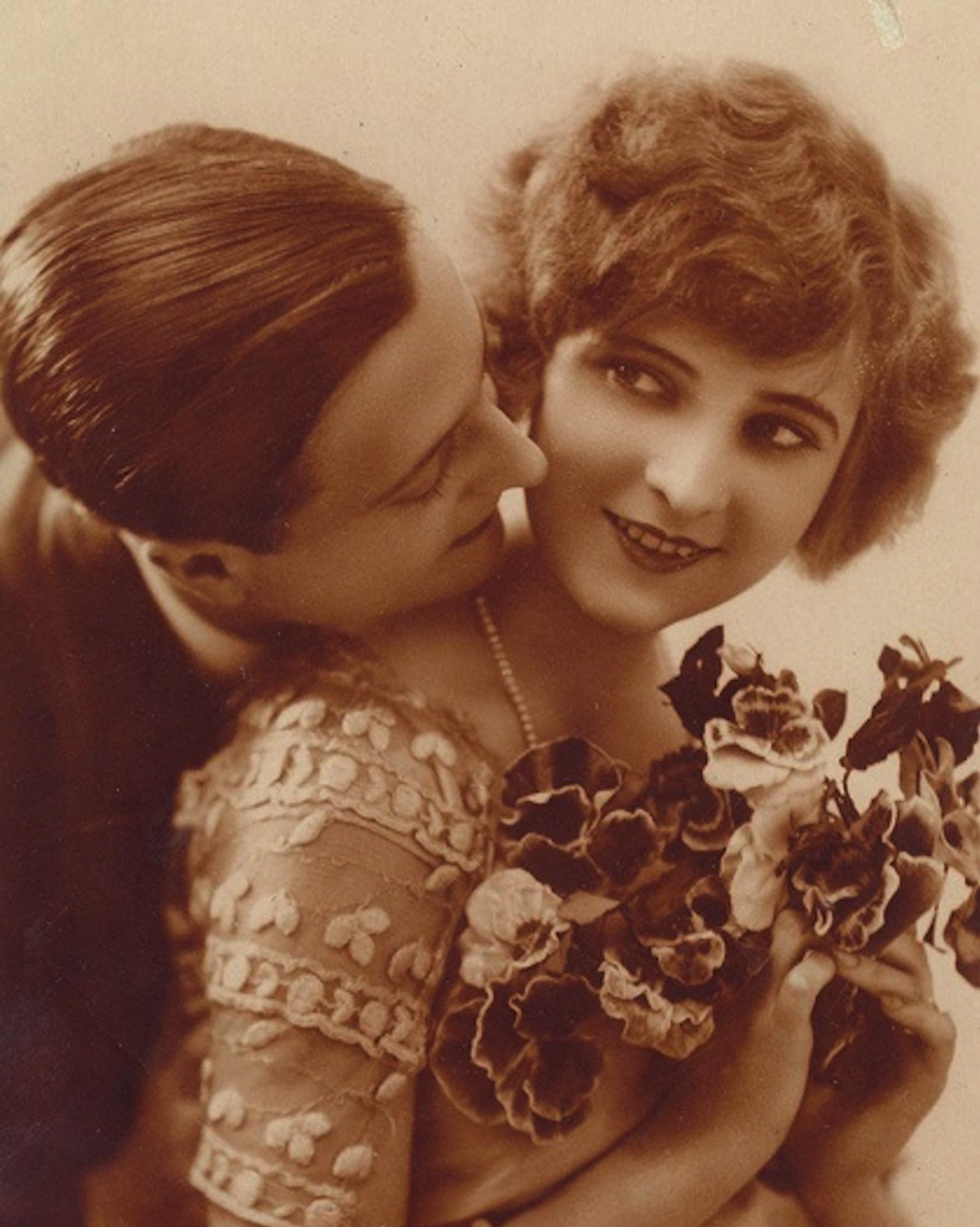 A Look Back at Zelda and F. Scott Fitzgerald's Micro-Wedding and Rowdy Honeymoon - Over The Moon