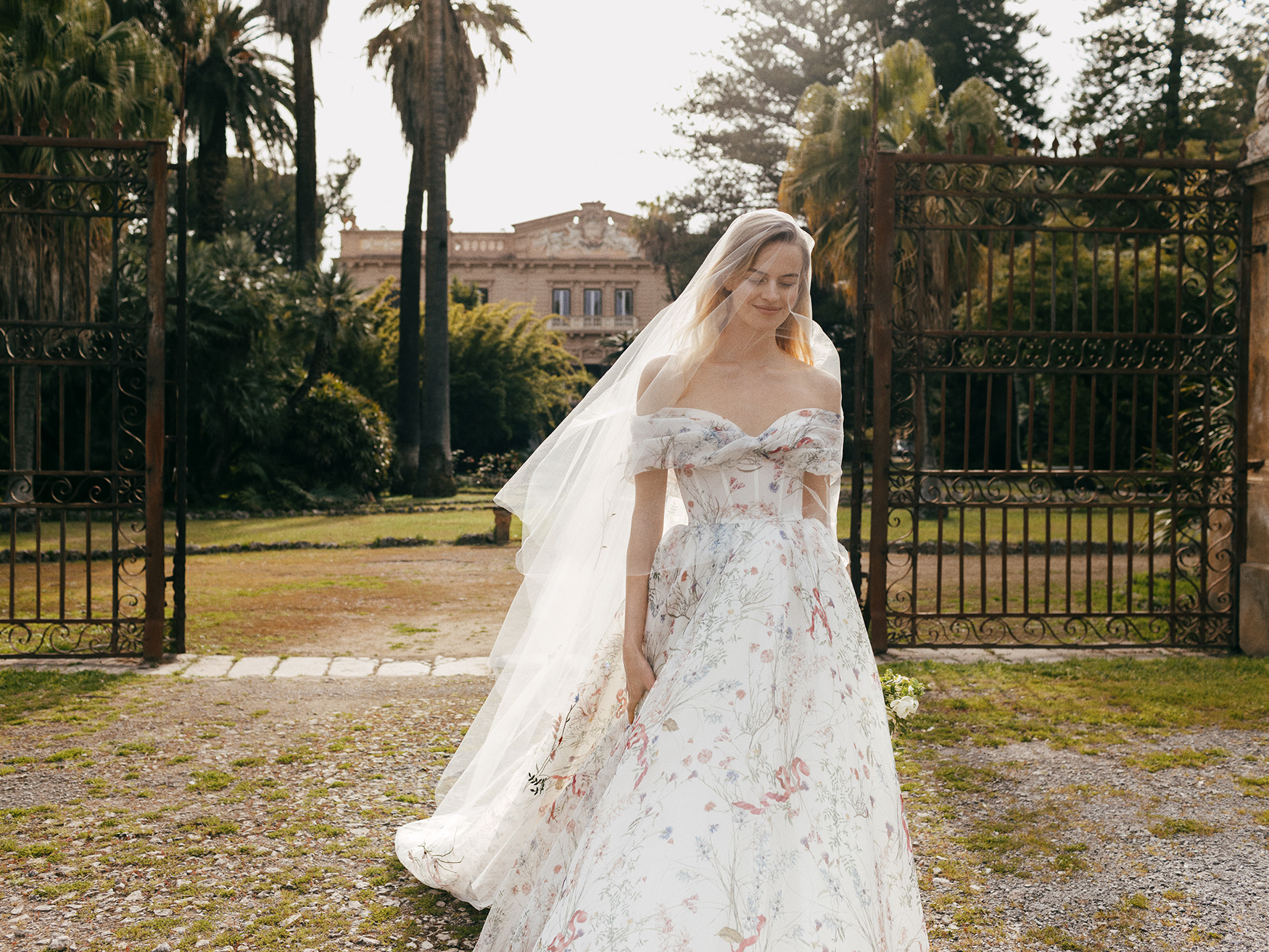 The 7 Best Spring 2023 Bridal Trends: From Regencycore to Bows Galore -  Over The Moon