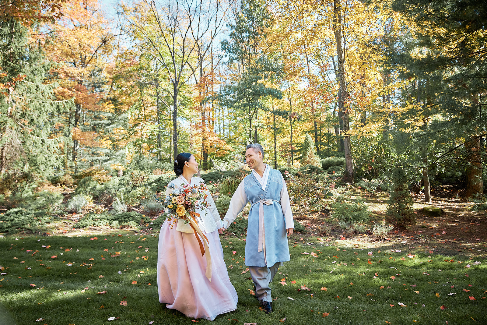 The Most Dreamy and Romantic Autumn Weddings