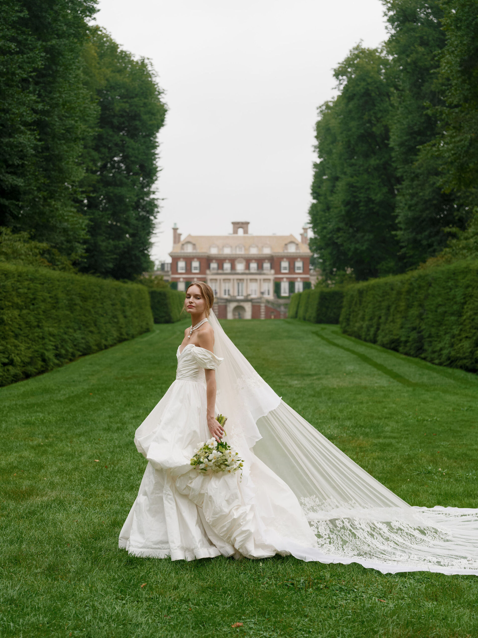 Stacy+Aaron / / Booth Hotel Wedding / / Independence, Kansas / /  Photographer —, image size:1920x2560